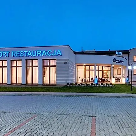 Hotel Komfort 3*