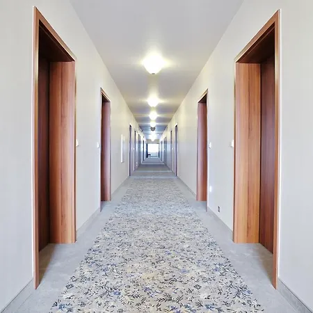 Hotel Komfort Hotel 3*